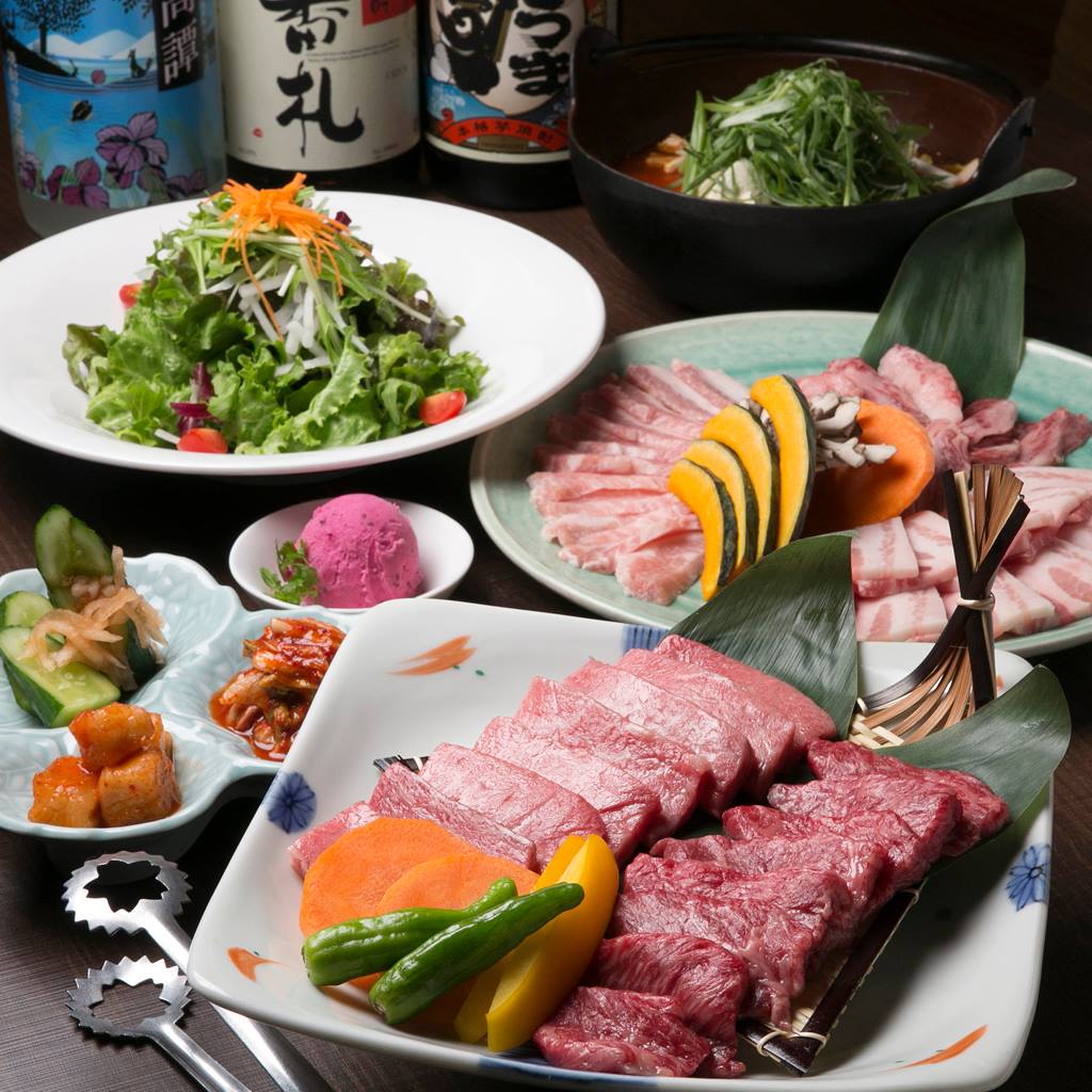 札幌　炭火焼肉一発ドン　料理1